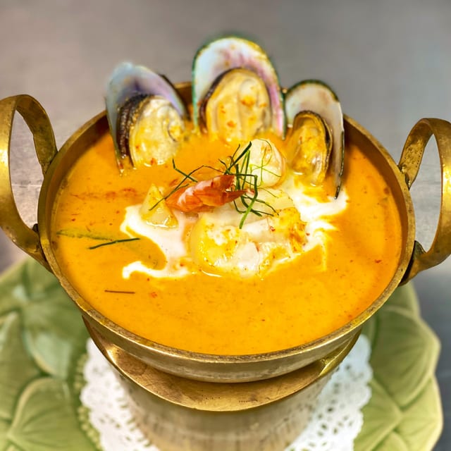 Yellow Curry Cater.