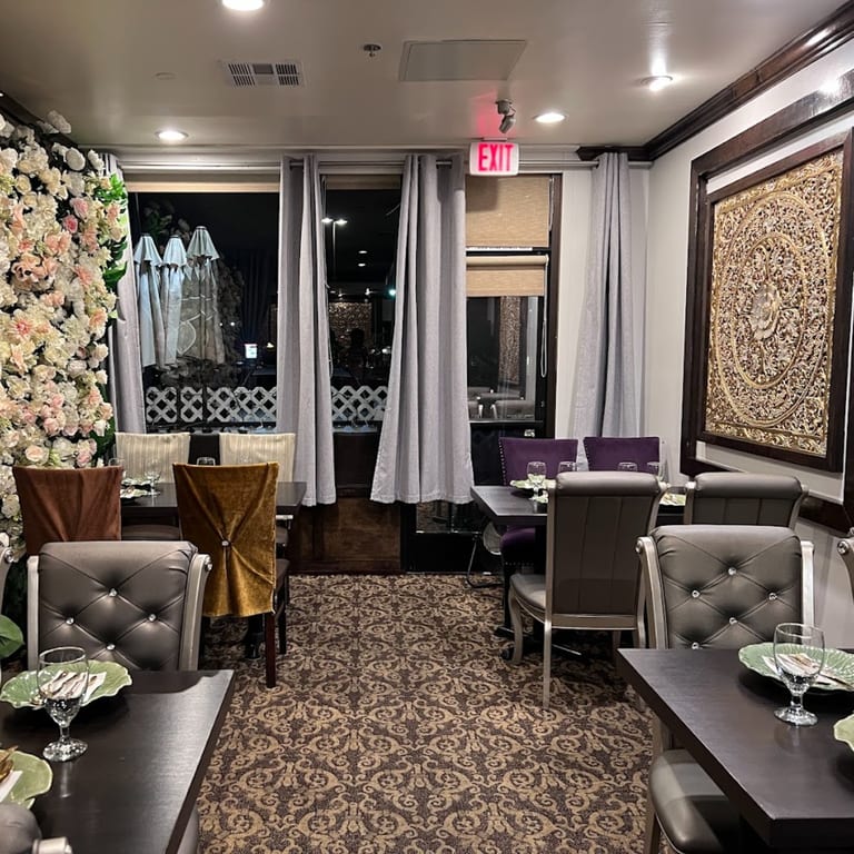 Welcome to Siam Nara Thai Cuisine